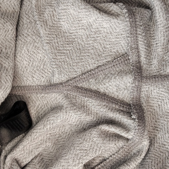 Kyodan Outdoor Athletic Leggings Size Large Light Gray Cropped Side Pockets - Picture 6 of 6